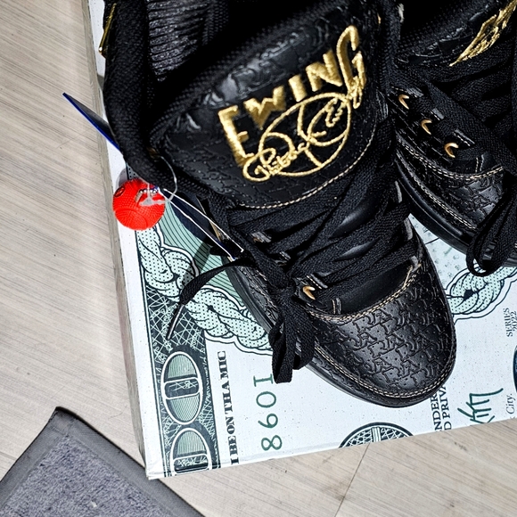 Patrick Ewings "RAKIM" Edition sz 8.5Men - Picture 2 of 8